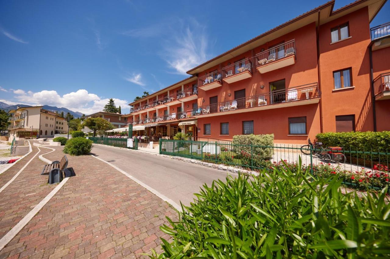Rosa Hotel 3*