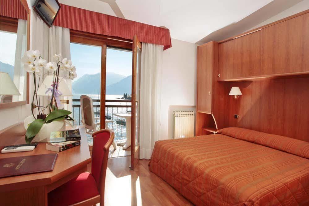 Rosa Malcesine